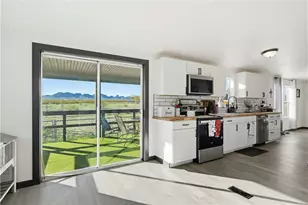 1071 S Estrella Rd, Golden Valley, AZ 86413 - Photo 13