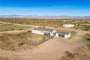 1071 S Estrella Rd, Golden Valley, AZ 86413 - Photo 47