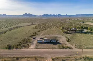 1071 S Estrella Rd, Golden Valley, AZ 86413 - Photo 43