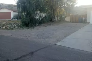 1811 Escalera Cir, Bullhead City, AZ 86442 - Photo 25