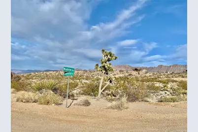 1015 E Meadview Boulevard #1, Meadview, AZ 86444 - Photo 1