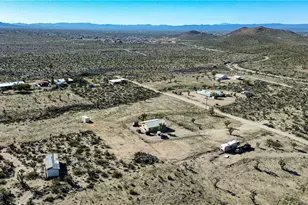 16548 N Kitmit Dr, Dolan Springs, AZ 86441 - Photo 33