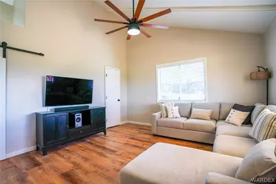 16548 N Kitmit Drive, Dolan Springs, AZ 86441 - Photo 9