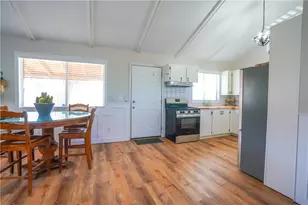 16548 N Kitmit Dr, Dolan Springs, AZ 86441 - Photo 21