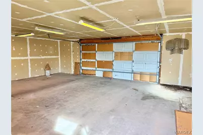 2737 Karen Avenue, Kingman, AZ 86401 - Photo 29