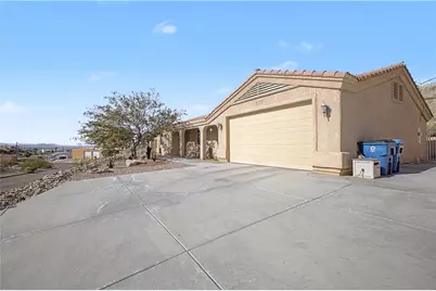 3175 Crestview Drive, Lake Havasu, AZ 86404 - Photo 3