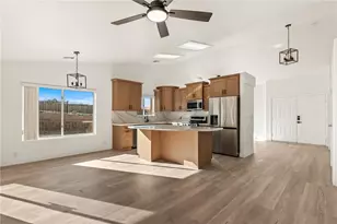 1863 E La Entrada Pl, Fort Mohave, AZ 86426 - Photo 13