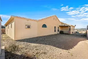 1863 E La Entrada Pl, Fort Mohave, AZ 86426 - Photo 43