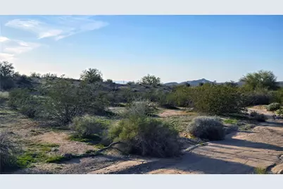 207-11-032 S Lawton Road, Yucca, AZ 86438 - Photo 5