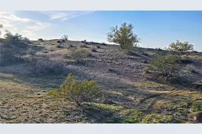 207-11-032 S Lawton Road, Yucca, AZ 86438 - Photo 11