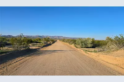 207-11-016 W Lawton Road, Yucca, AZ 86438 - Photo 3