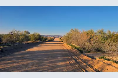207-11-016 W Lawton Road, Yucca, AZ 86438 - Photo 13