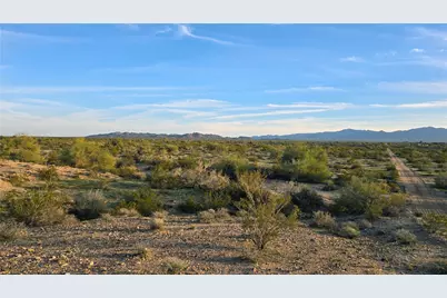 207-11-013 S Douglas Lane, Yucca, AZ 86438 - Photo 17