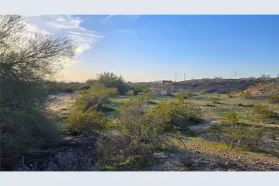 207-11-013 S Douglas Lane, Yucca, AZ 86438 - Photo 1
