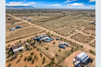 495 S Lochiel Road, Golden Valley, AZ 86413 - Photo 55