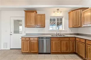 495 S Lochiel Rd, Golden Valley, AZ 86413 - Photo 21