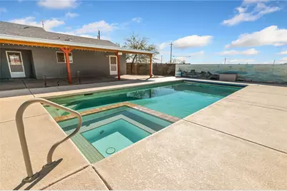 495 S Lochiel Road, Golden Valley, AZ 86413 - Photo 9