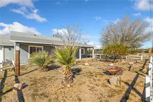 495 S Lochiel Rd, Golden Valley, AZ 86413 - Photo 5