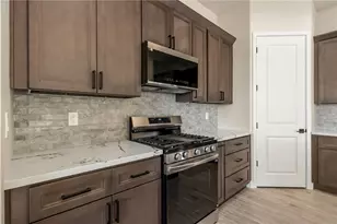 971 Athens Ct, Bullhead City, AZ 86429 - Photo 11