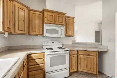 3199 E Katherine Drive, Bullhead City, AZ 86429 - Photo 15