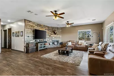 2261 E Jamie Road, Fort Mohave, AZ 86426 - Photo 13