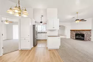 7695 E Chaparral Dr, Kingman, AZ 86401 - Photo 13