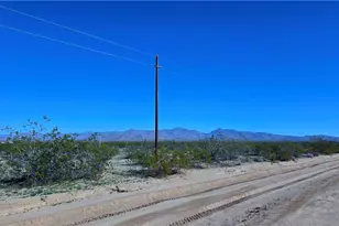 20063 S Dale Evans Rd, Yucca, AZ 86438 - Photo 37