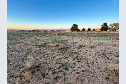 7342 E Squaw Creek Drive, Kingman, AZ 86401 - Photo 9