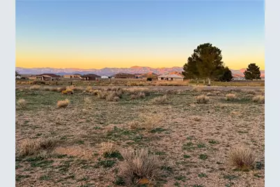 7342 E Squaw Creek Drive, Kingman, AZ 86401 - Photo 1