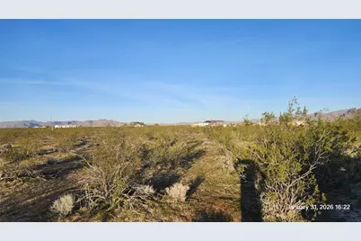 000 Quartzite Drive, Golden Valley, AZ 86413 - Photo 1