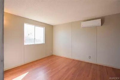 6892 Concho Drive, Dolan Springs, AZ 86441 - Photo 11