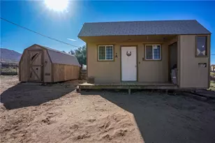 6892 Concho Dr, Dolan Springs, AZ 86441 - Photo 19