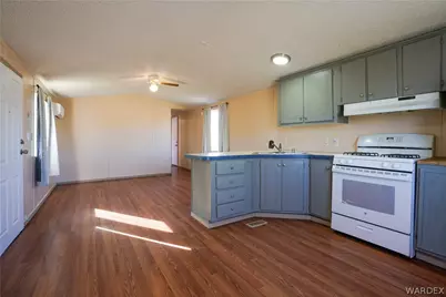 6892 Concho Drive, Dolan Springs, AZ 86441 - Photo 7