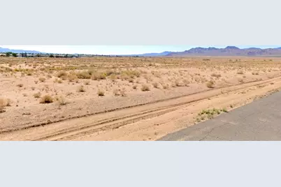 7428 Fawn Drive, Kingman, AZ 86401 - Photo 1