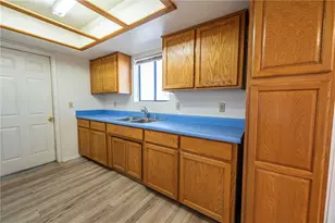 3216 N Apache St, Kingman, AZ 86401 - Photo 11