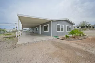 1885 Rio Vista Dr, Bullhead City, AZ 86442 - Photo 7