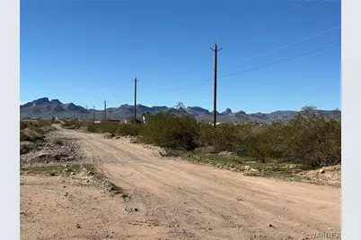 6779 W Bolsa Dr, Golden Valley, AZ 86413 - Photo 9