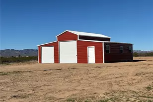 6779 W Bolsa Dr, Golden Valley, AZ 86413 - Photo 1