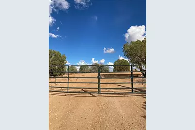 9918 E Blake Ranch Road, Kingman, AZ 86401 - Photo 5
