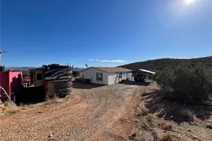 9918 E Blake Ranch Rd, Kingman, AZ 86401 - Photo 21