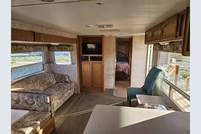 1068 S Carrizo Road, Golden Valley, AZ 86413 - Photo 11