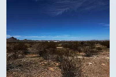 3129 S Peridot Road, Golden Valley, AZ 86413 - Photo 5