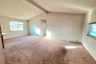 5848 W Crystal Dr, Golden Valley, AZ 86413 - Photo 7