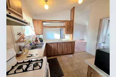 5848 W Crystal Drive, Golden Valley, AZ 86413 - Photo 11