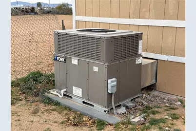 303 S Horn Road, Golden Valley, AZ 86413 - Photo 21