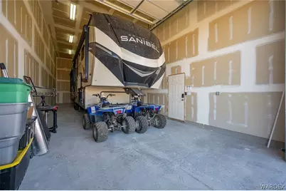 1748 Havasupai Drive, Bullhead City, AZ 86442 - Photo 77