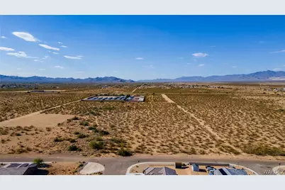 6671 W Brook Drive, Golden Valley, AZ 86413 - Photo 23