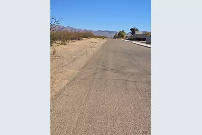 6671 W Brook Drive, Golden Valley, AZ 86413 - Photo 13