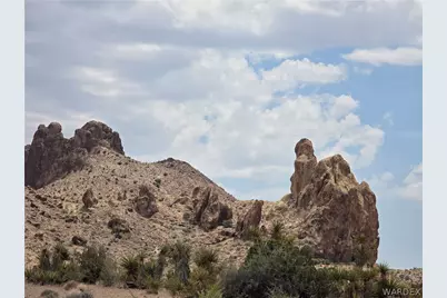 2161 S Dugas Road, Golden Valley, AZ 86413 - Photo 15