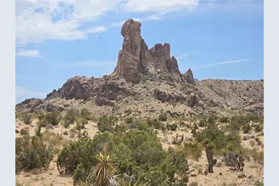 2161 S Dugas Road, Golden Valley, AZ 86413 - Photo 11